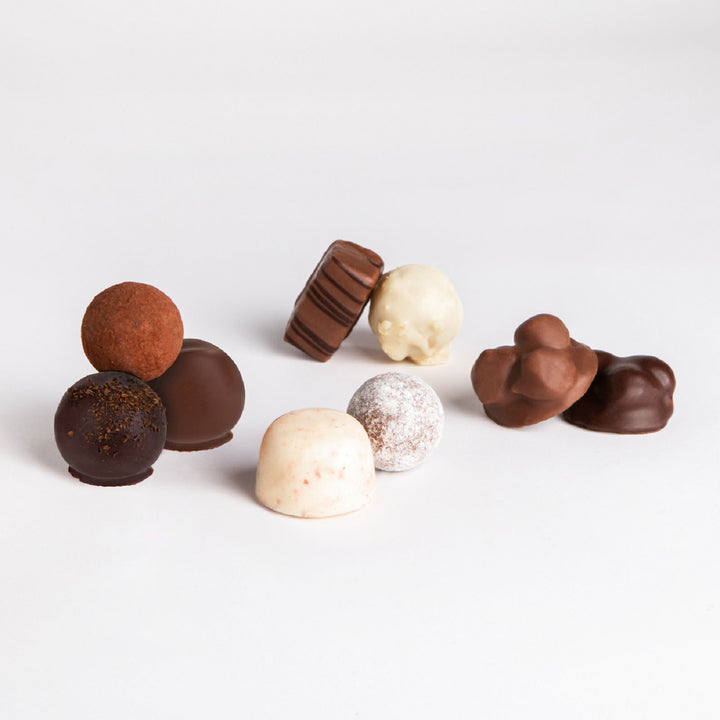 Finest Selection of Luxury Chocolates and Truffles Gift Box 120g